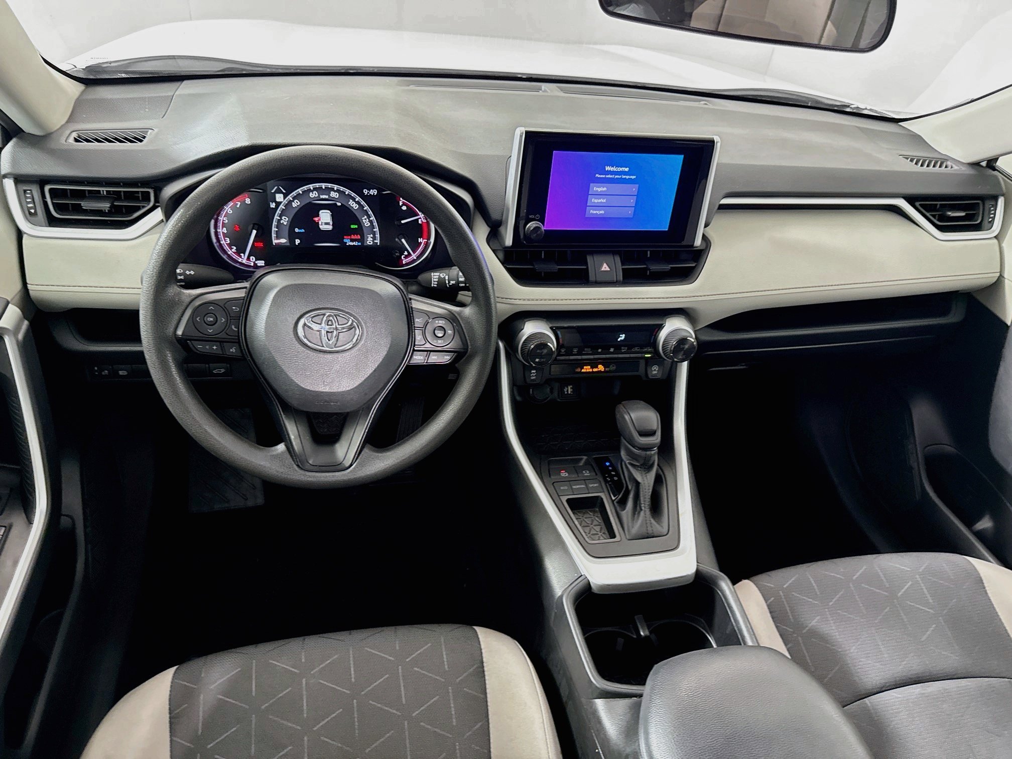 Certified 2024 Toyota RAV4 XLE w/ Convenience Package FWD image 19