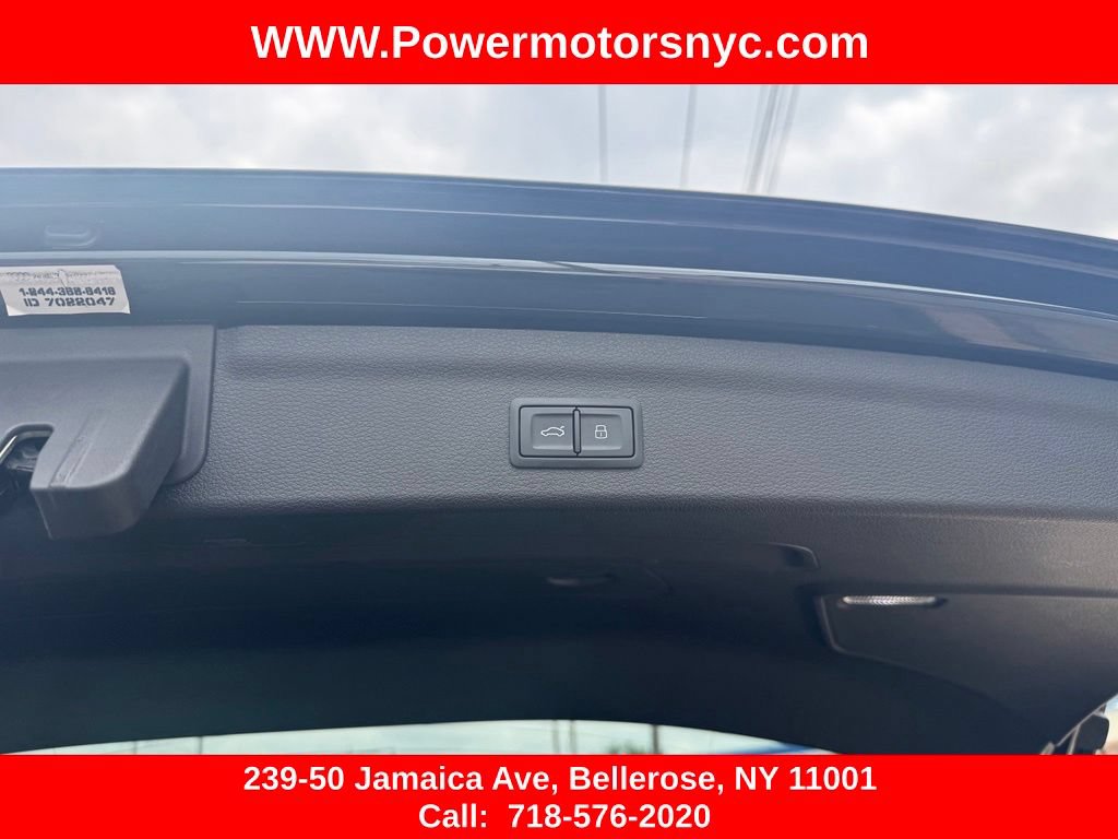 Used 2022 Audi Q3 2.0T Premium AWD/4WD image 19