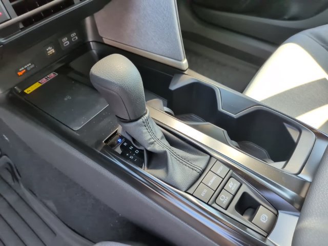 Used 2026 Toyota Camry LE w/ Convenience Package AWD/4WD image 19