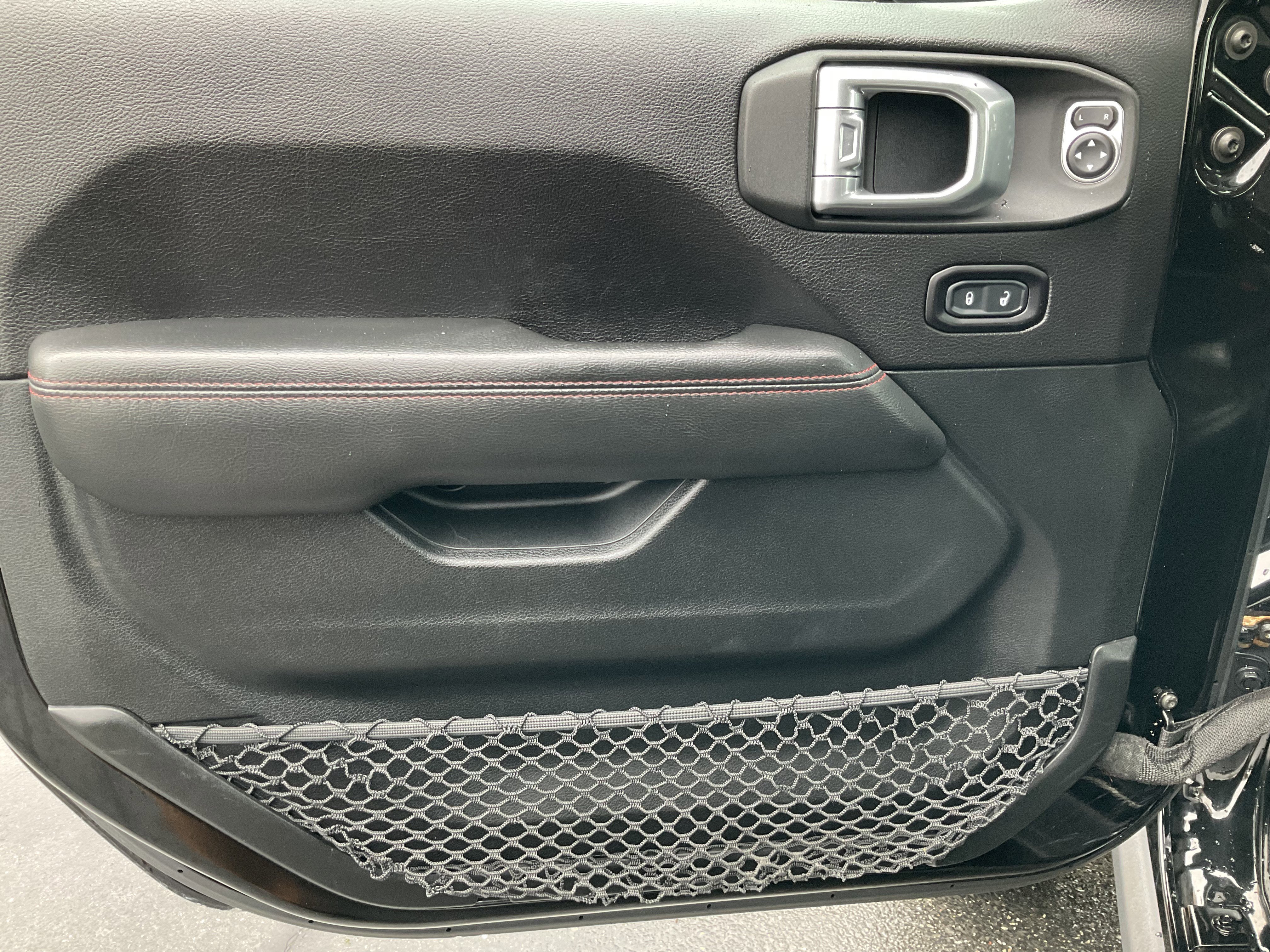 Used 2020 Jeep Gladiator Rubicon w/ Advanced Safety Group image 30