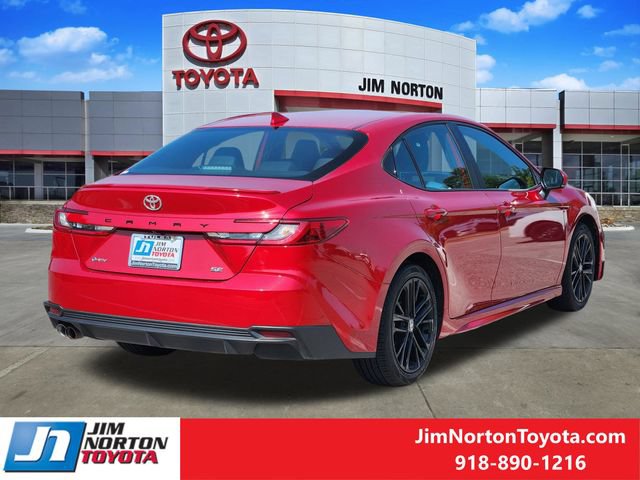 Used 2025 Toyota Camry SE FWD image 5