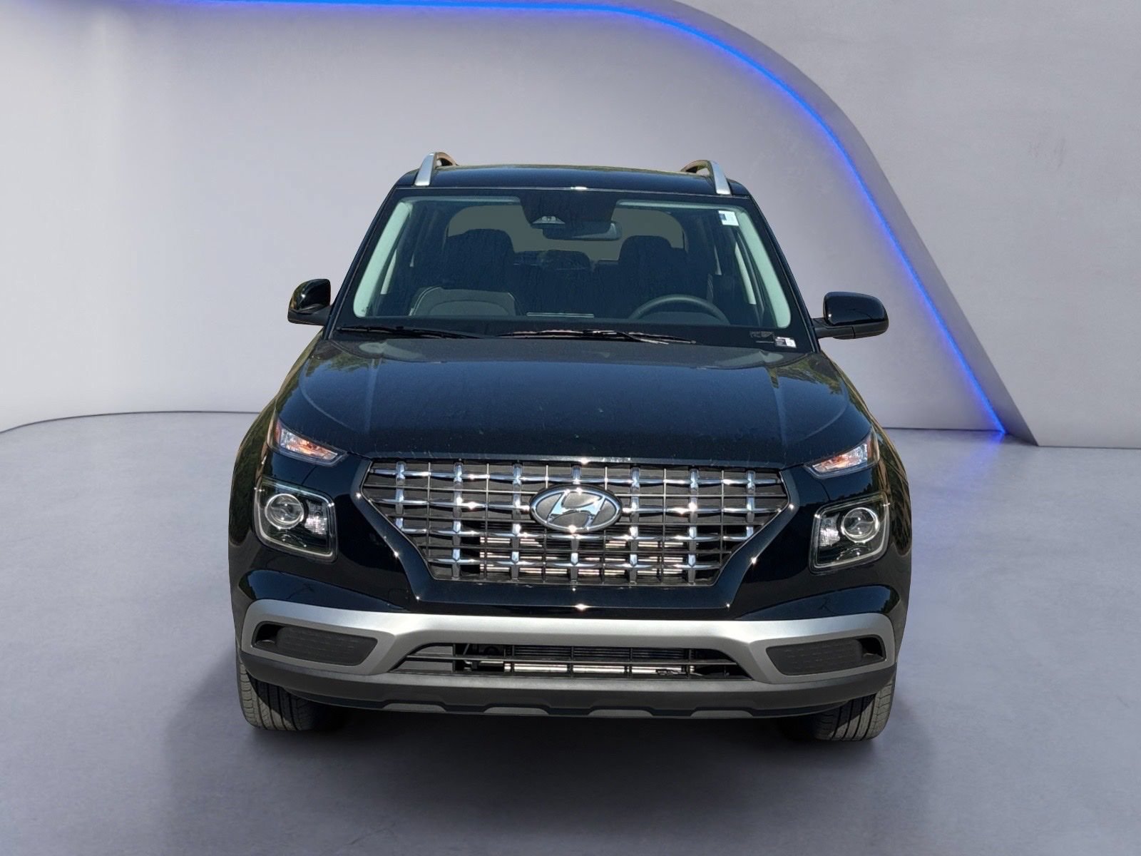 Used 2026 Hyundai Venue SEL FWD image 8