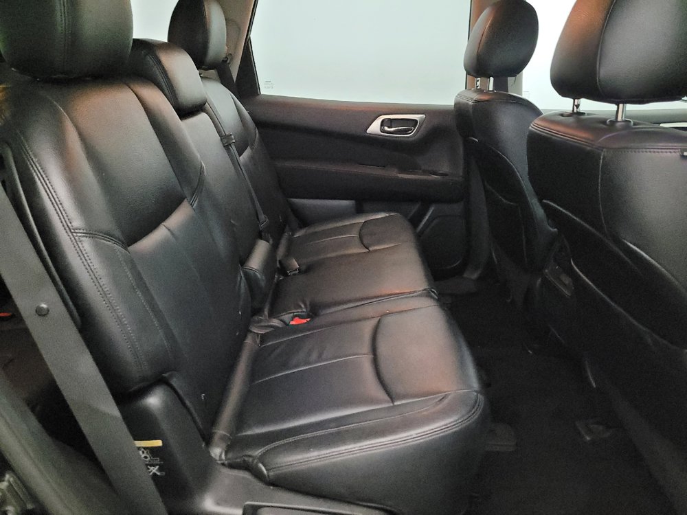 Used 2017 Nissan Pathfinder S AWD/4WD image 19