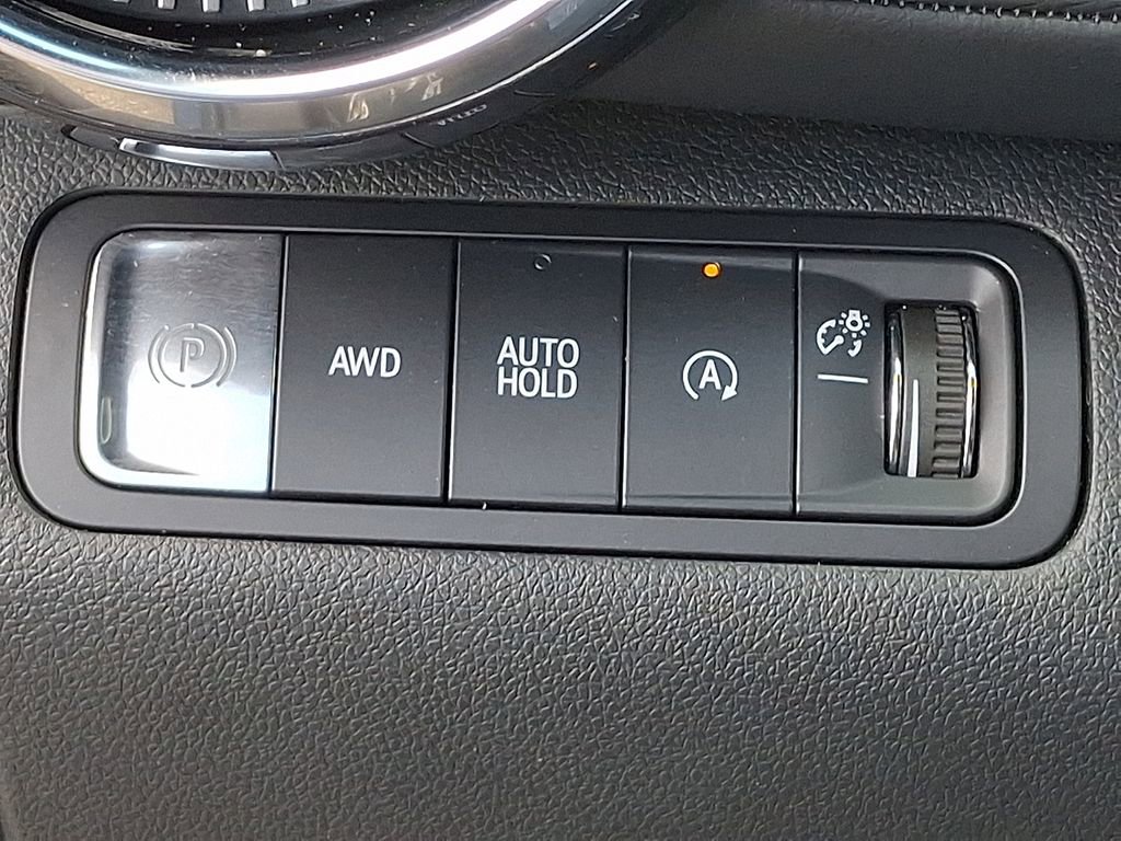 Used 2025 Chevrolet Equinox LT AWD/4WD image 23