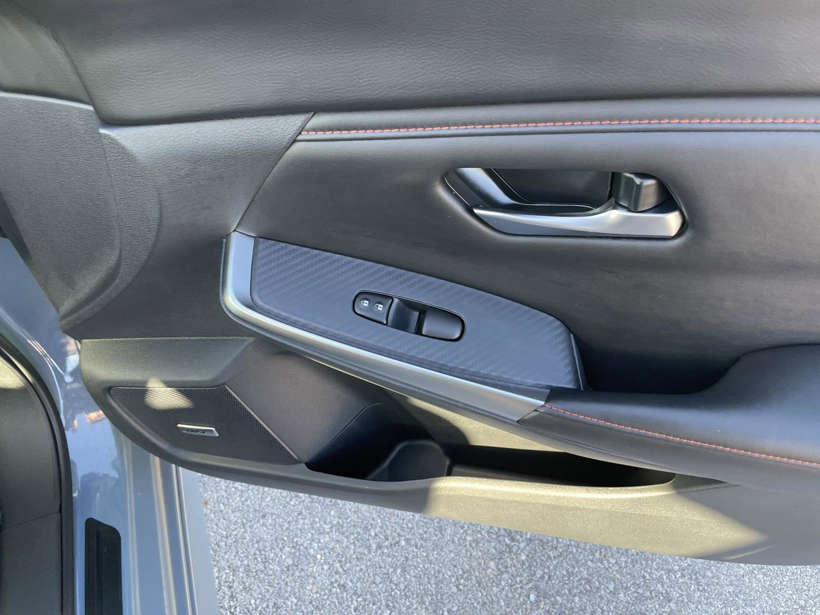 Used 2024 Nissan Sentra SR w/ SR Premium Package image 29