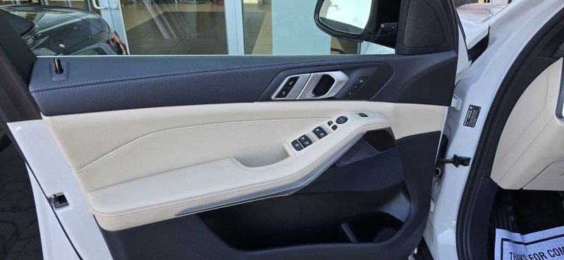 Used 2022 BMW X5 sDrive40i image 11