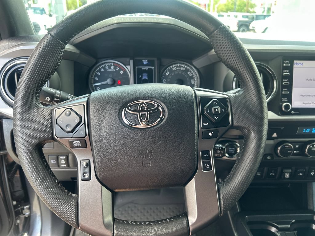 Certified 2022 Toyota Tacoma TRD Off-Road w/ Technology Package AWD/4WD image 16