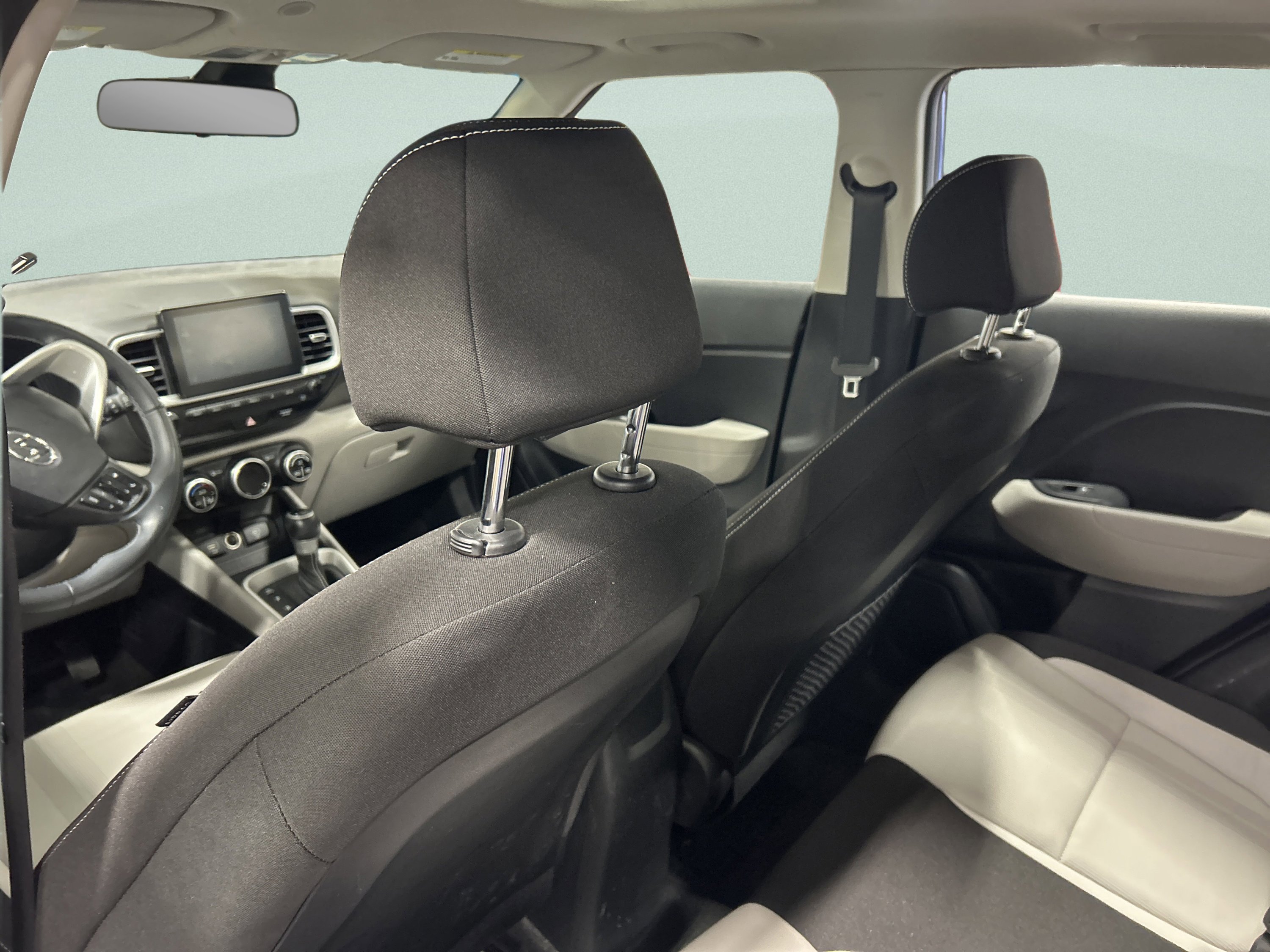 Used 2023 Hyundai Venue SEL w/ Cargo Package FWD image 14