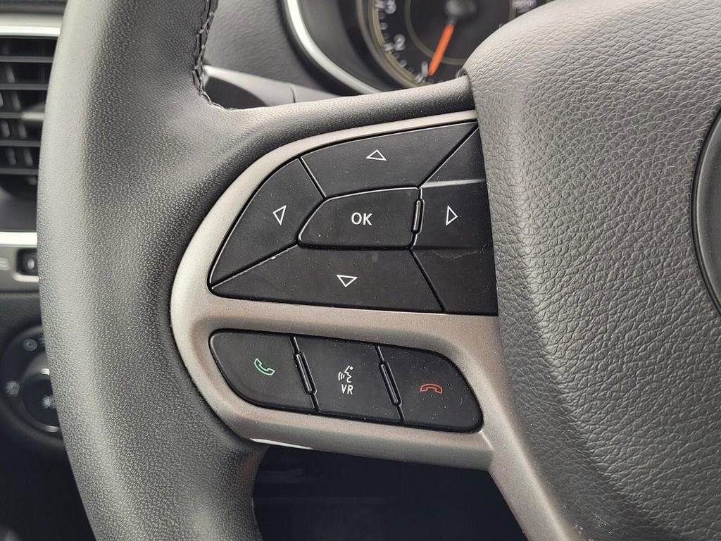 Used 2022 Jeep Cherokee Latitude Lux image 27