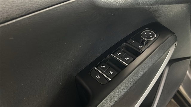 Used 2023 Kia Soul LX w/ LX Technology Package image 27