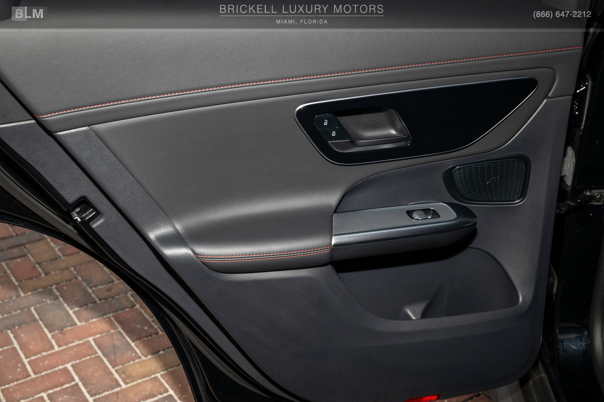 Used 2024 Mercedes-Benz GLC 43 AMG 4MATIC image 16