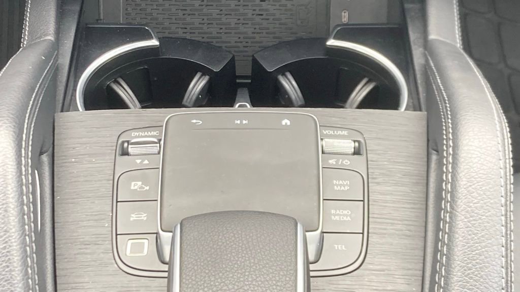 Used 2025 Mercedes-Benz GLE 450e 4MATIC image 19