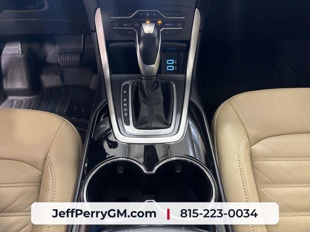 Used 2018 Ford Edge SEL w/ Equipment Group 201A FWD image 13