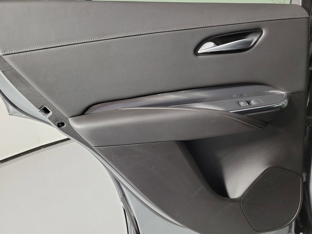 Certified 2025 Cadillac XT4 Premium Luxury image 13