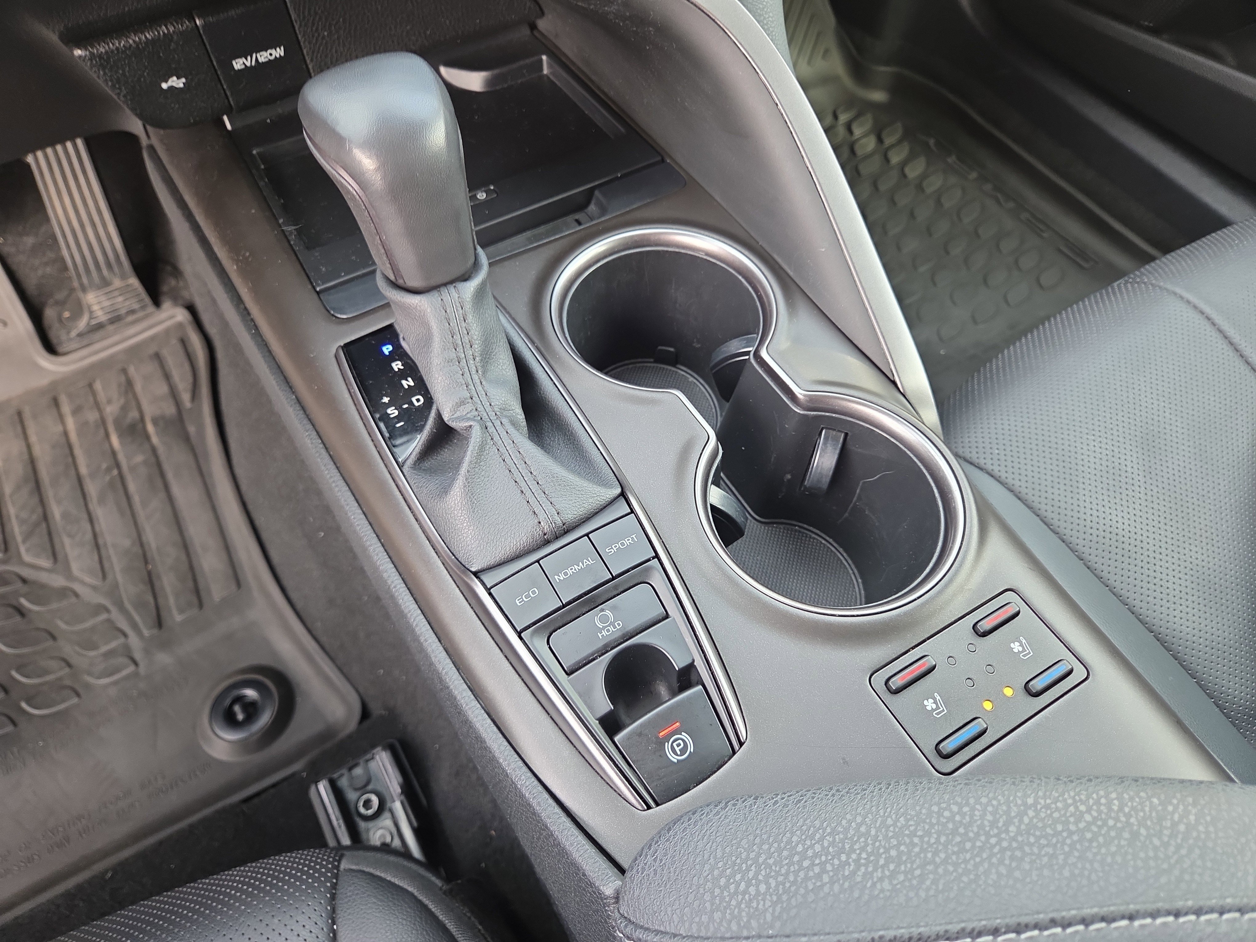 Certified 2022 Toyota Camry XSE image 24