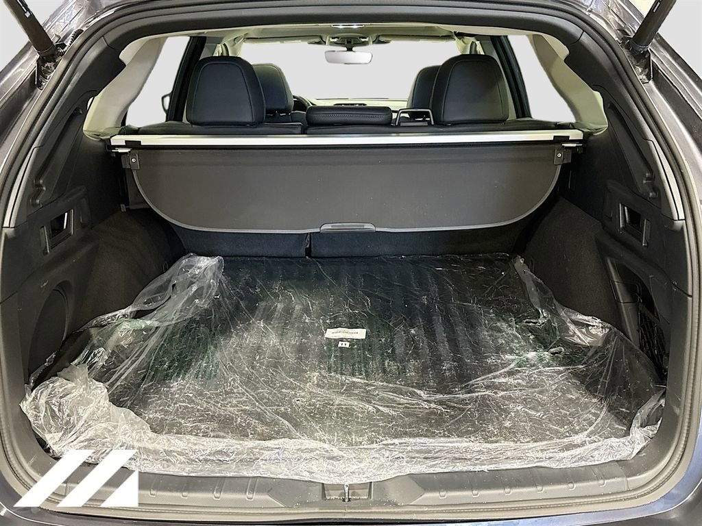 Certified 2025 Subaru Outback Limited image 29