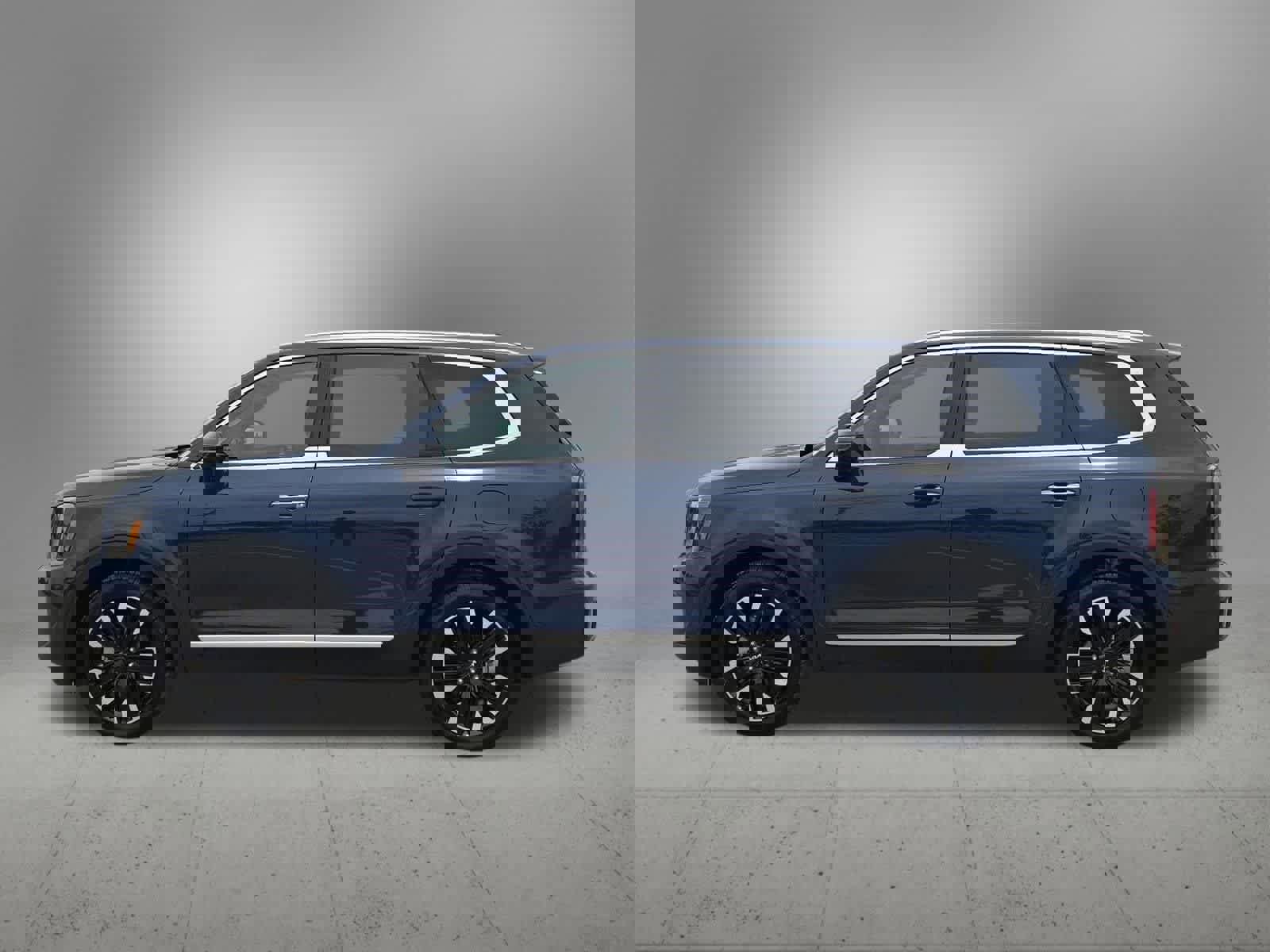 Certified 2025 Kia Telluride SX FWD image 3