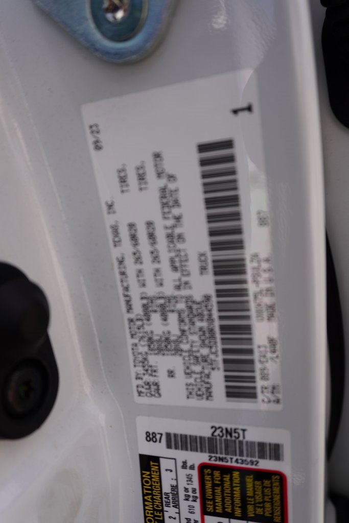 Used 2024 Toyota Tundra Limited image 34