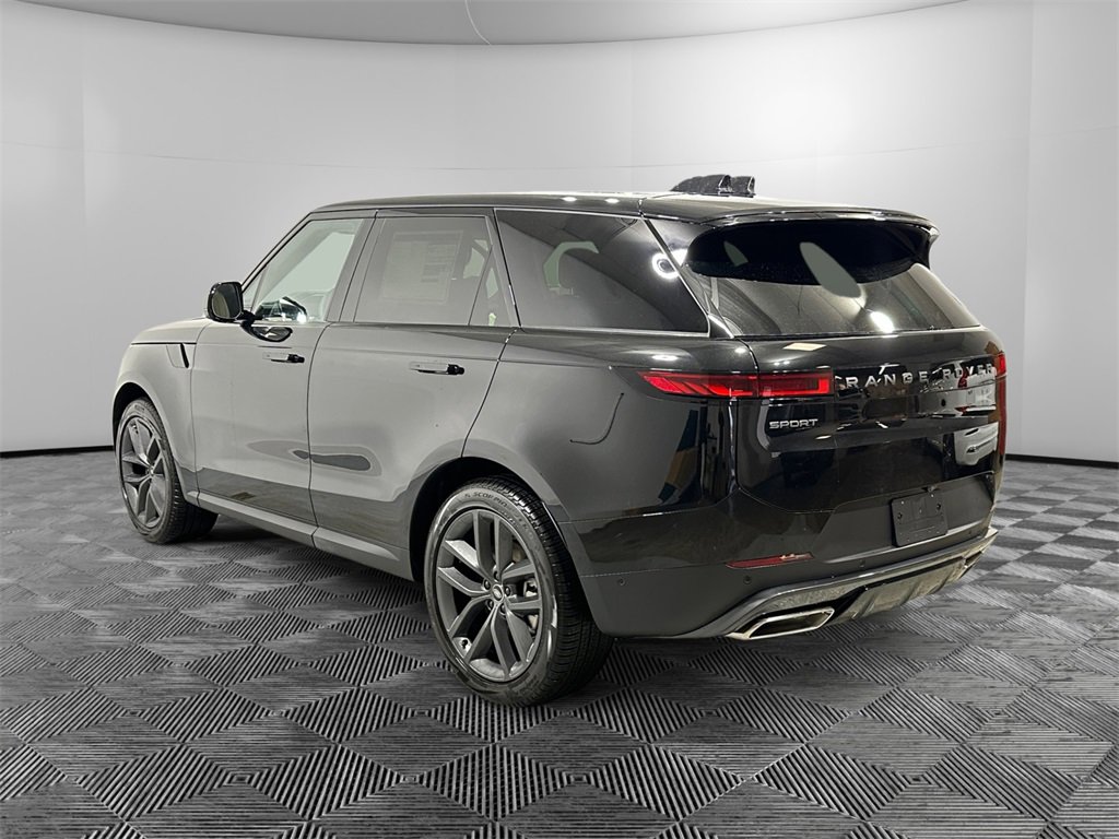 New 2025 Land Rover Range Rover Sport SE image 3