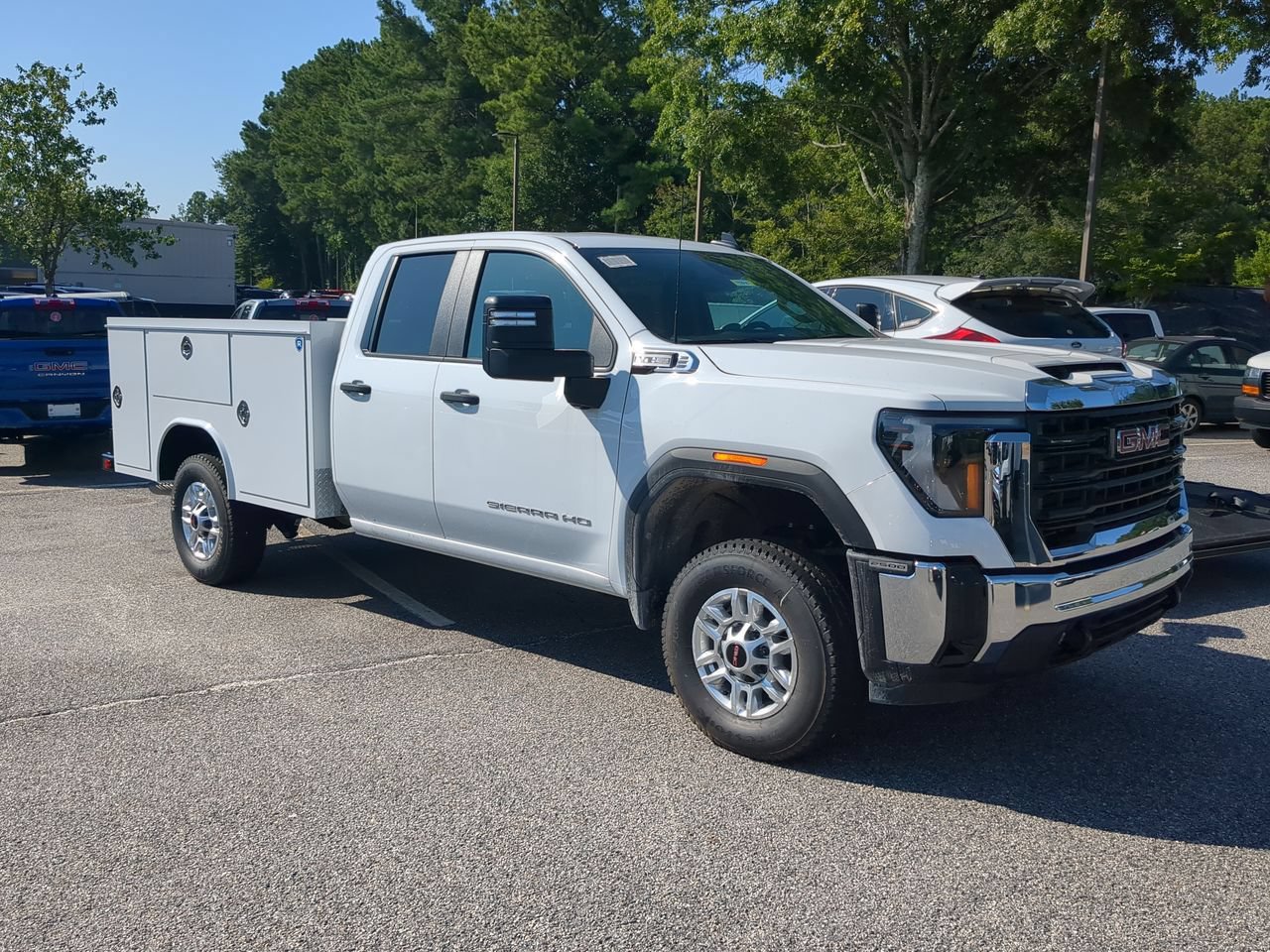 New 2026 GMC Sierra 2500 Pro w/ Convenience Package RWD image 2