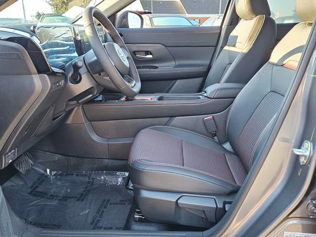 New 2026 Nissan Kicks SR image 5