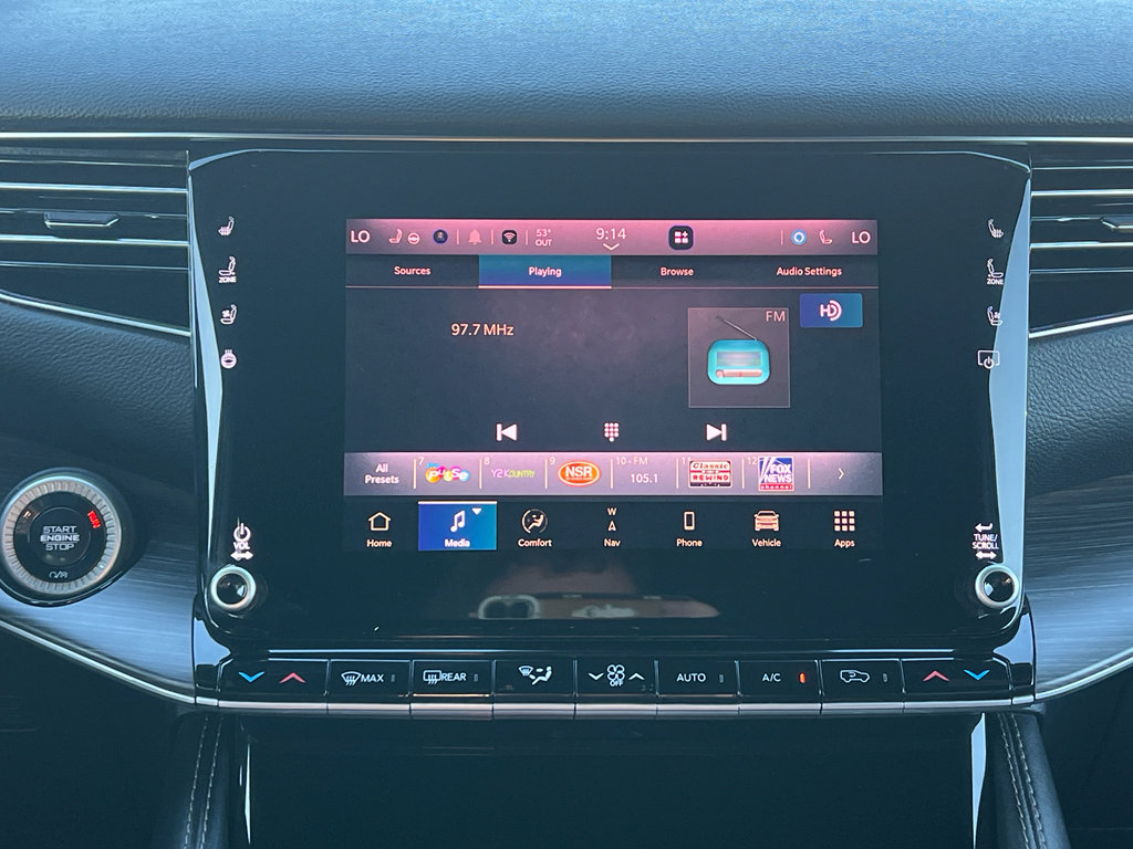 Used 2024 Jeep Wagoneer L Series II w/ Flexible Seating Group image 24