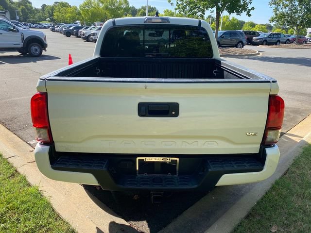 Used 2023 Toyota Tacoma SR5 w/ Technology Package RWD image 31