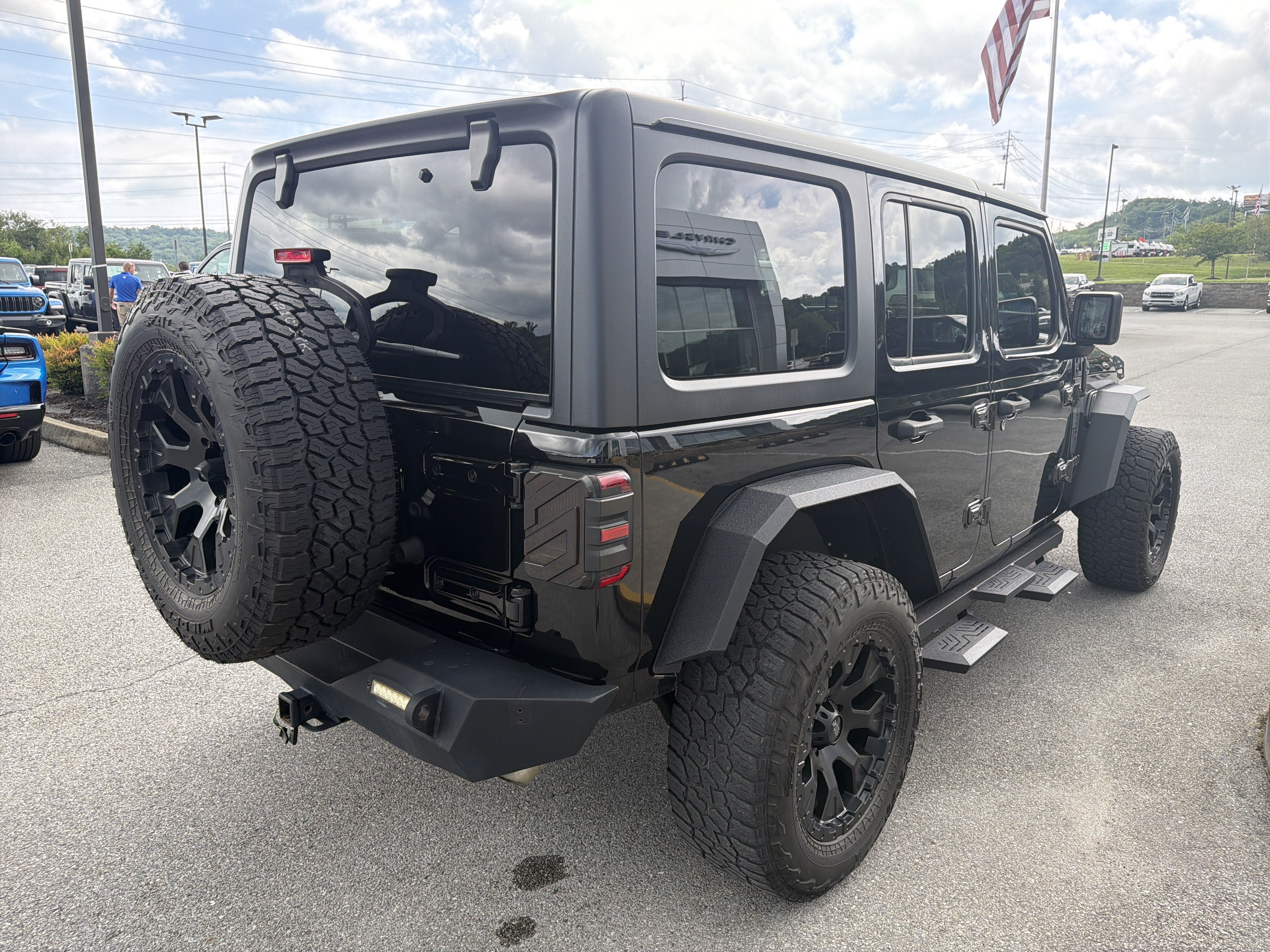 Used 2020 Jeep Wrangler Unlimited Sport AWD/4WD image 7