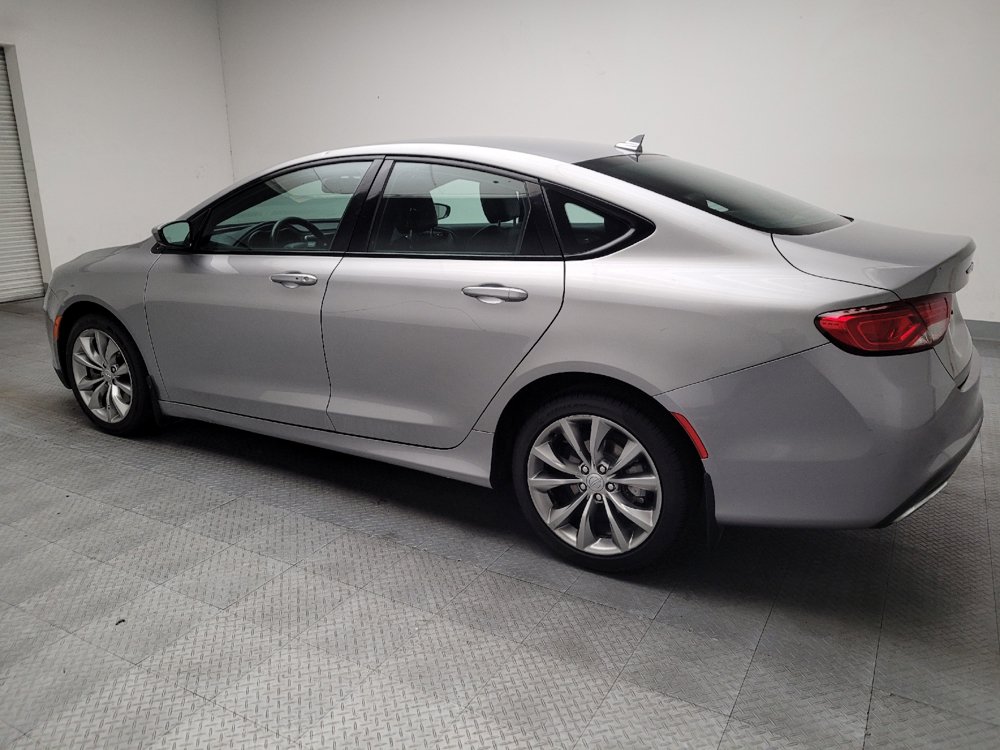 Used 2015 Chrysler 200 S w/ Navigation & Sound Group I FWD image 3