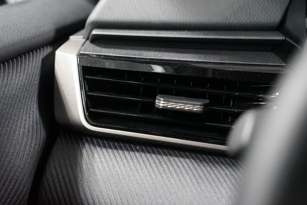 Used 2025 Toyota Camry SE image 26