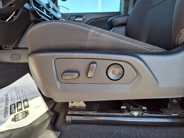 Used 2024 Chevrolet Colorado LT w/ LT Convenience Package II AWD/4WD image 16