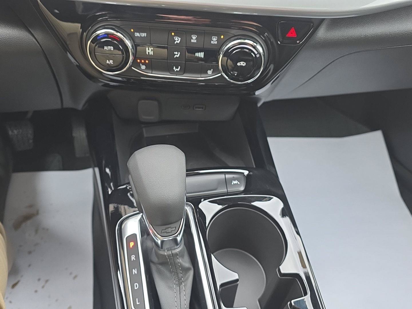 New 2026 Chevrolet Trax LT w/ Sunroof Package FWD image 14