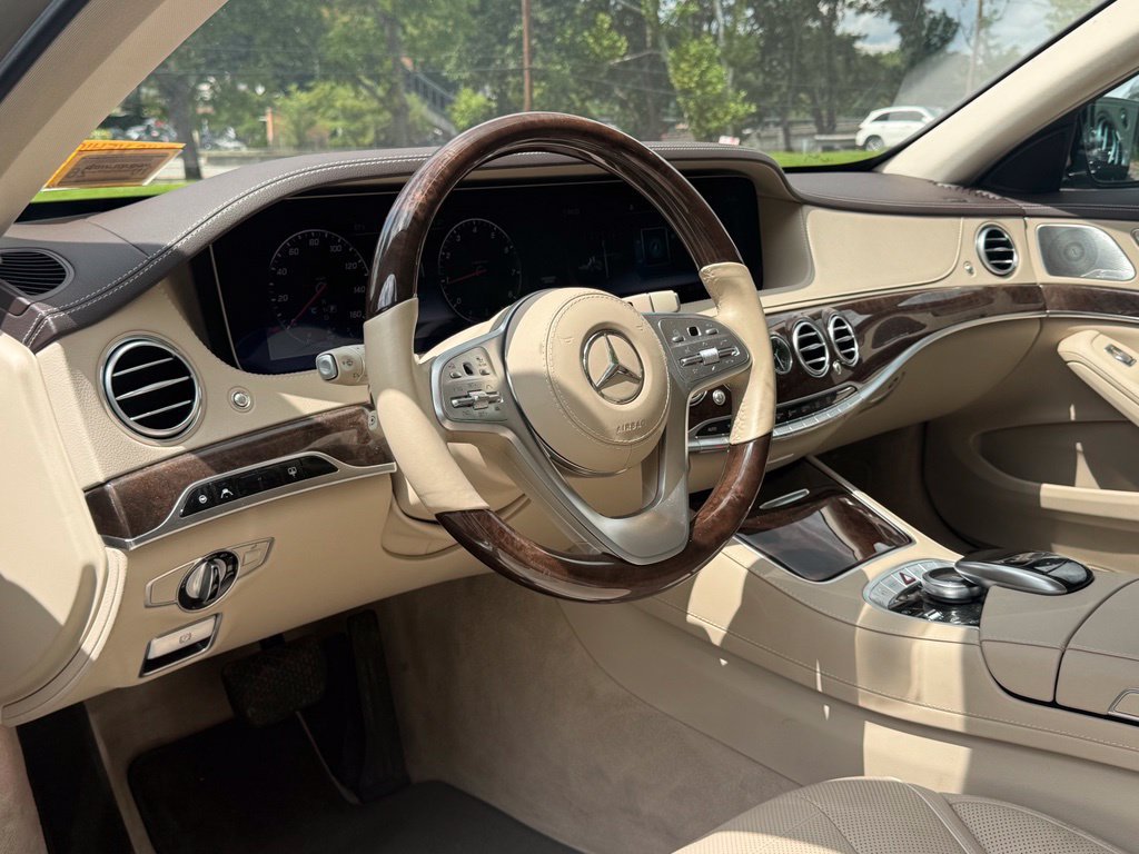 Used 2019 Mercedes-Benz S 560 4MATIC Sedan image 11