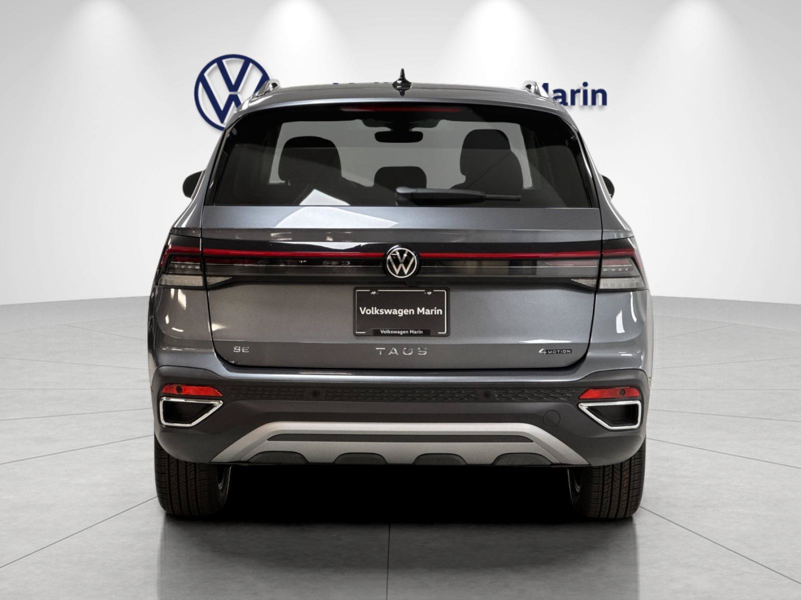 New 2026 Volkswagen Taos SE AWD/4WD image 4