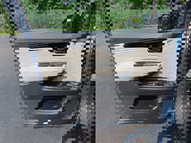 New 2026 Honda Odyssey Touring image 18