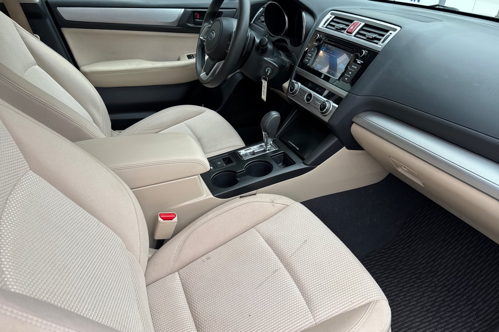 Used 2019 Subaru Outback 2.5i AWD/4WD image 16