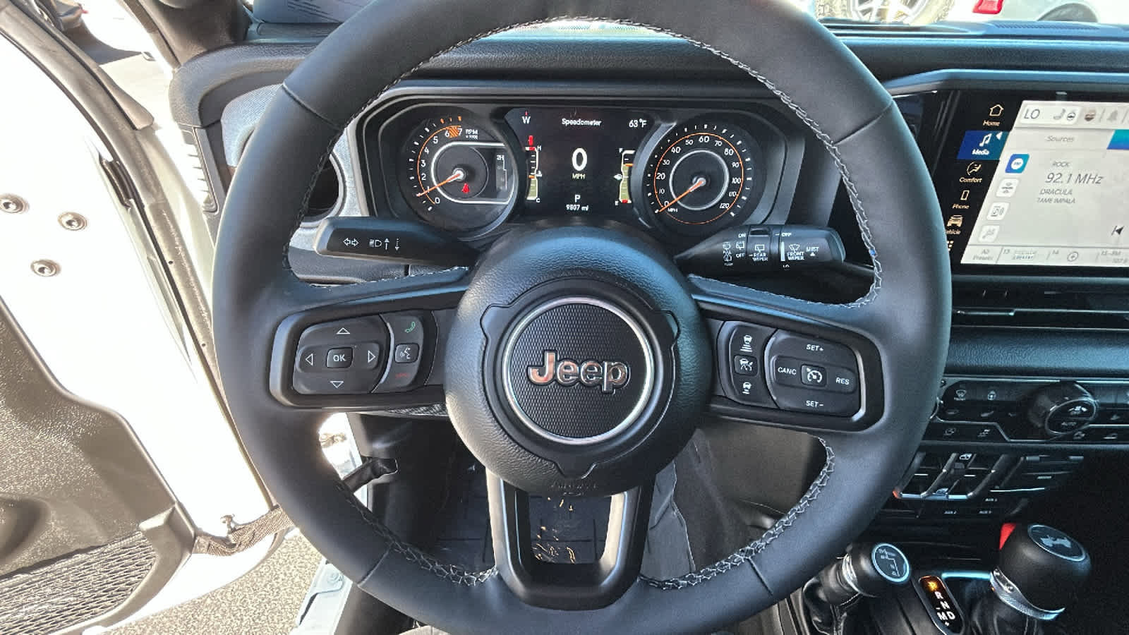 Used 2025 Jeep Wrangler Unlimited Sport AWD/4WD image 18