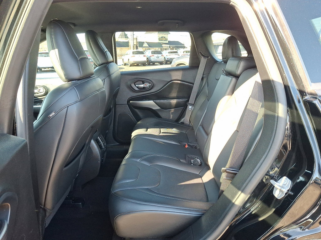 Used 2020 Jeep Cherokee High Altitude image 19