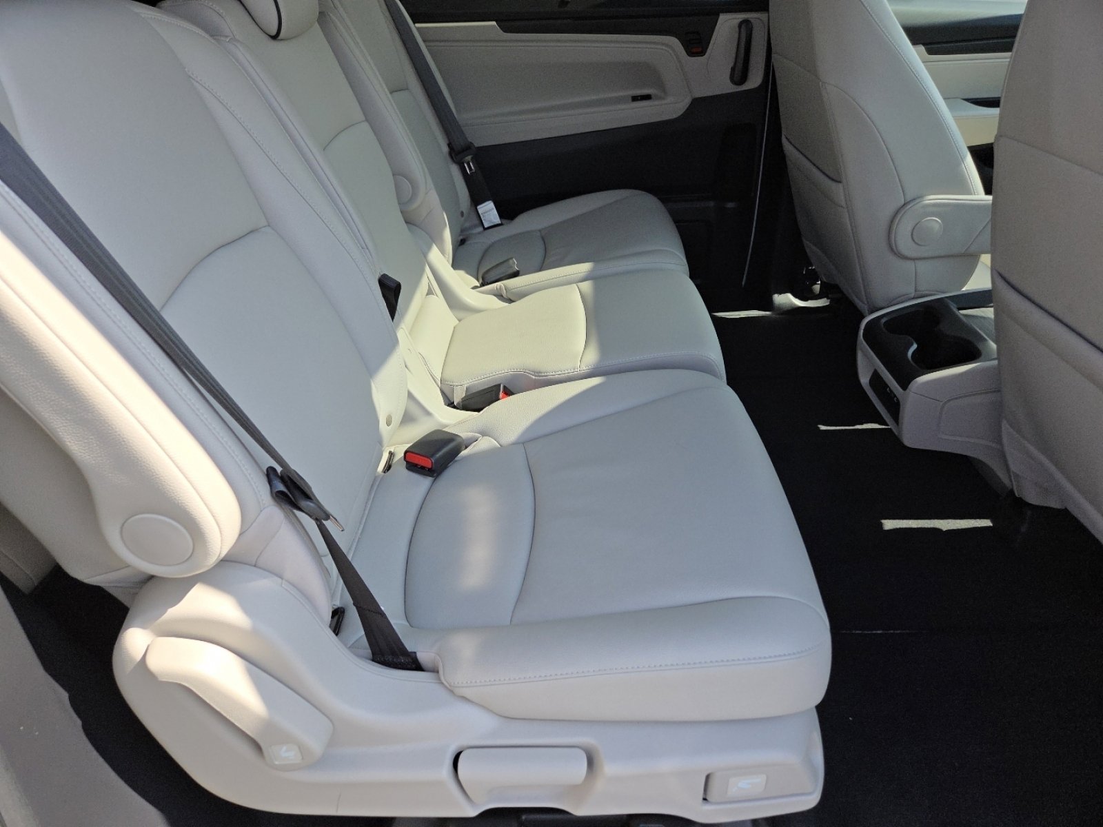 Certified 2025 Honda Odyssey EX-L image 24