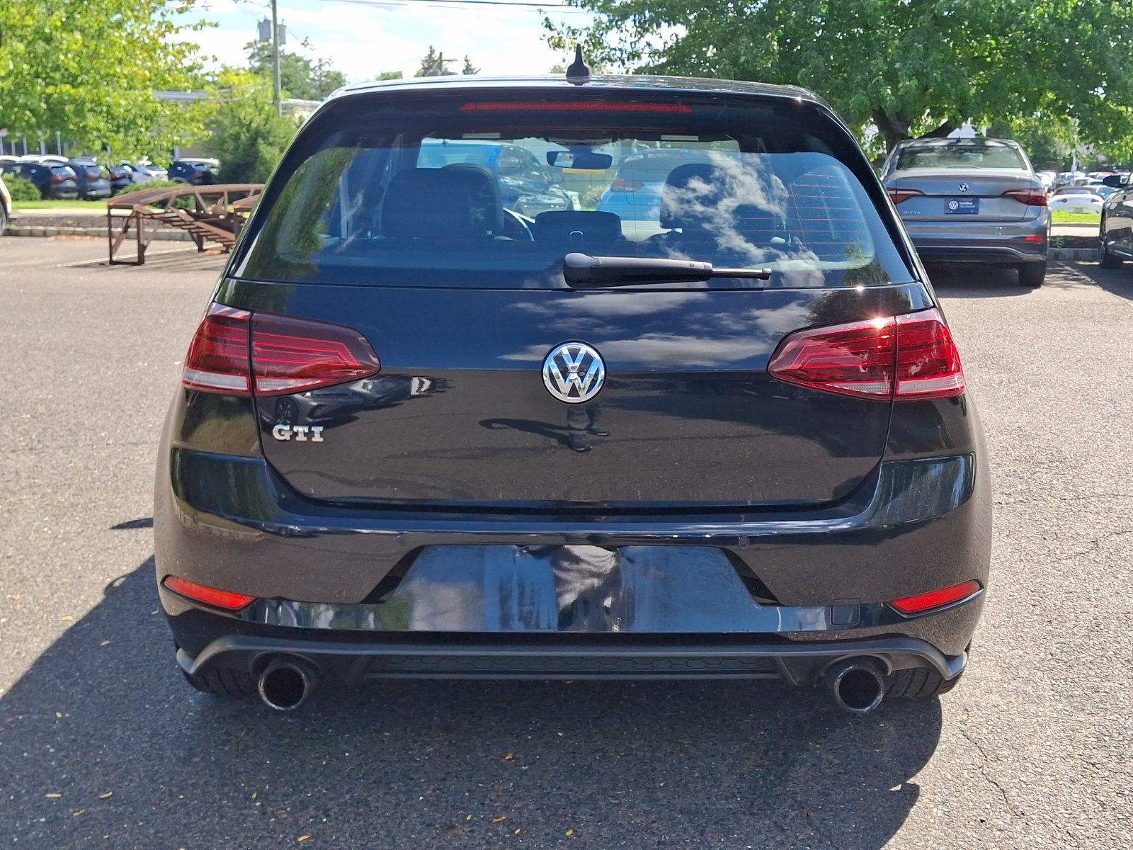 Used 2018 Volkswagen GTI Autobahn FWD image 5