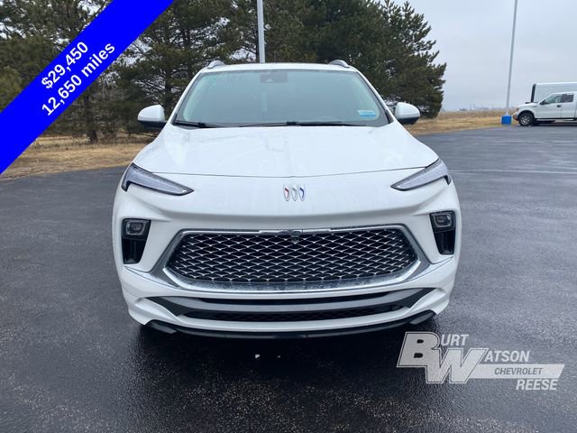 Used 2025 Buick Encore GX Avenir w/ Avenir Technology Package image 10