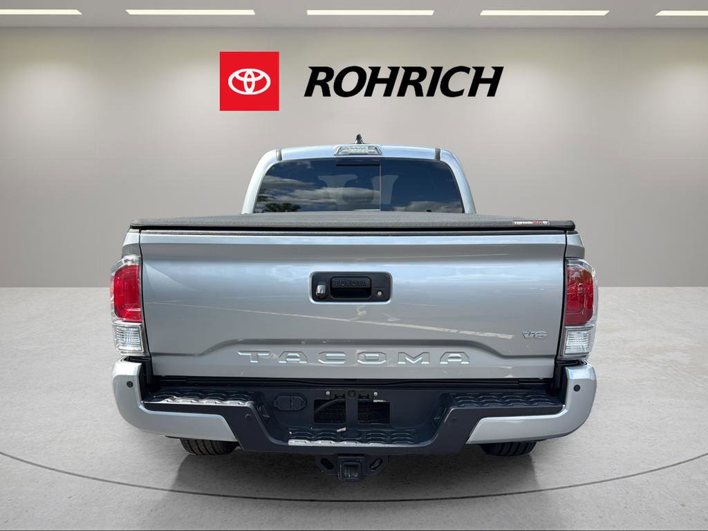 Used 2023 Toyota Tacoma TRD Sport w/ TRD Premium Sport Package AWD/4WD image 7