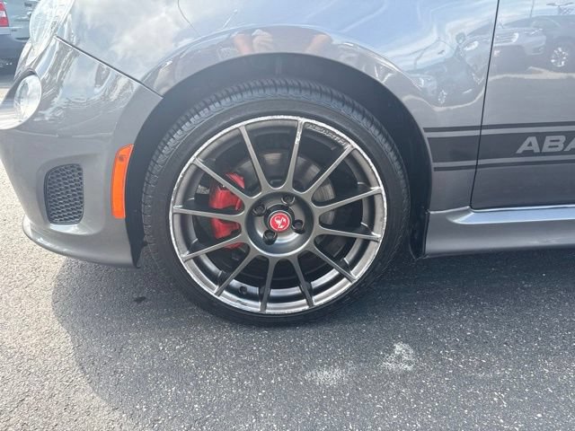 Used 2013 FIAT 500 Abarth w/ Comfort/Convenience Group FWD image 9