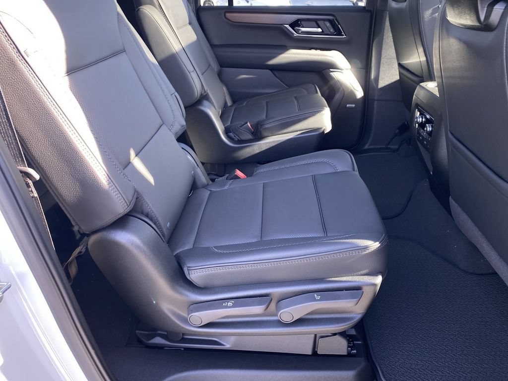 Used 2026 GMC Yukon XL Denali w/ Denali Reserve Package AWD/4WD image 43