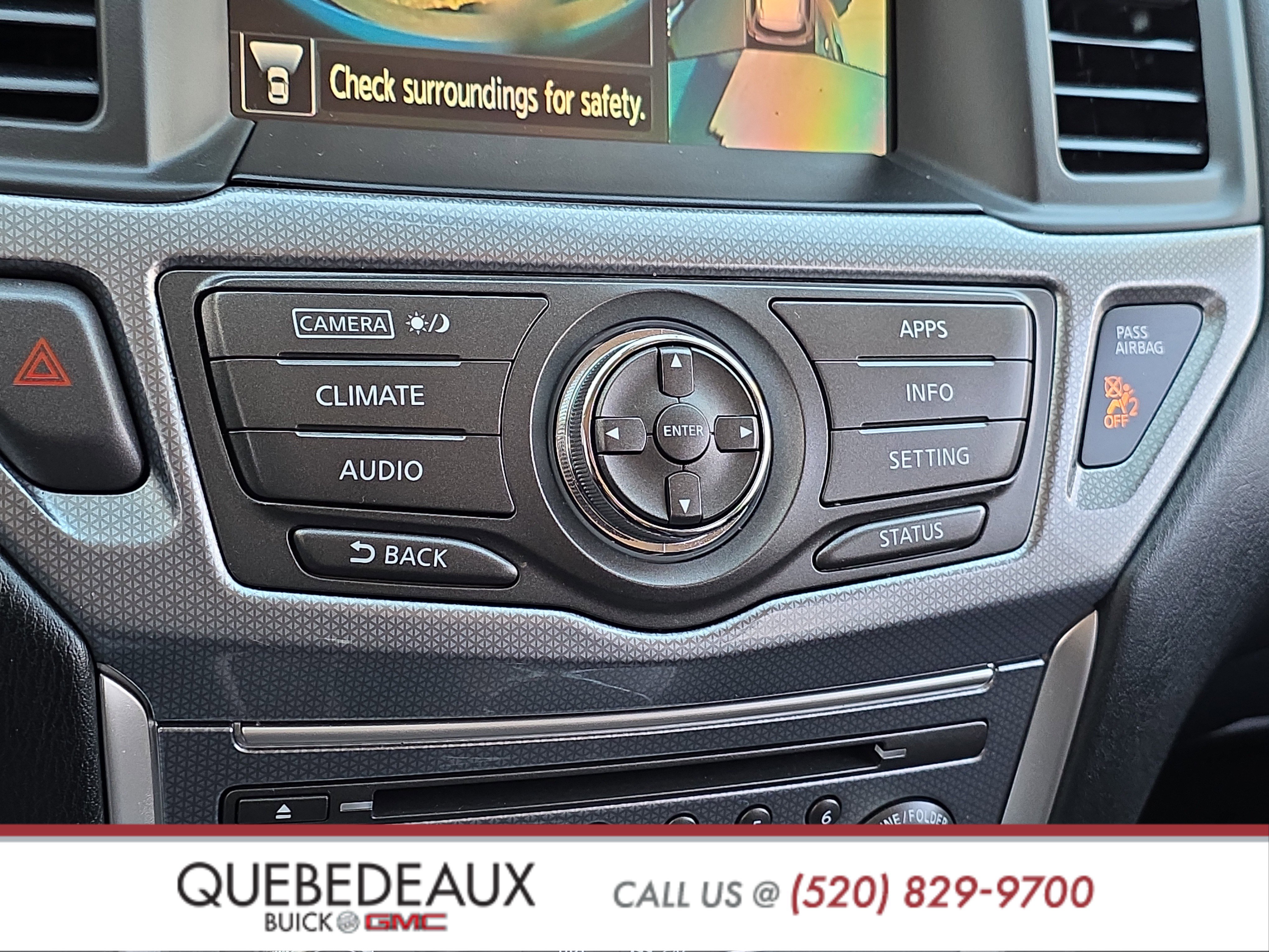 Used 2017 Nissan Pathfinder SL FWD image 19