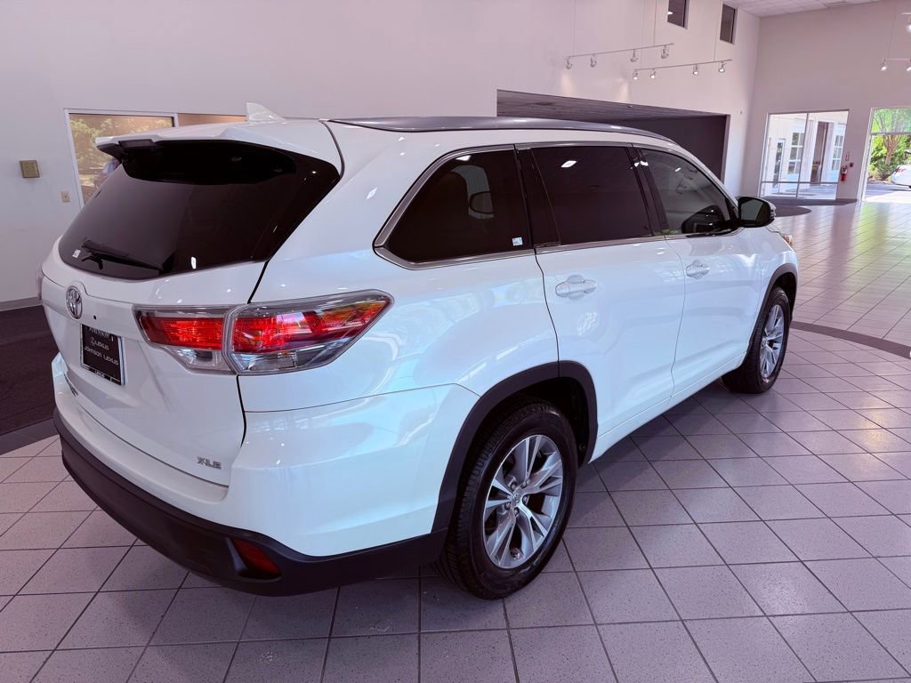 Used 2015 Toyota Highlander XLE FWD image 15