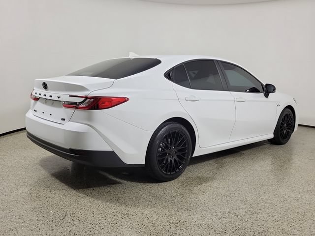 Used 2025 Toyota Camry LE FWD image 3