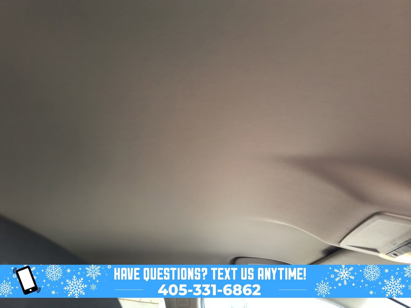 Used 2023 Nissan Rogue S image 11