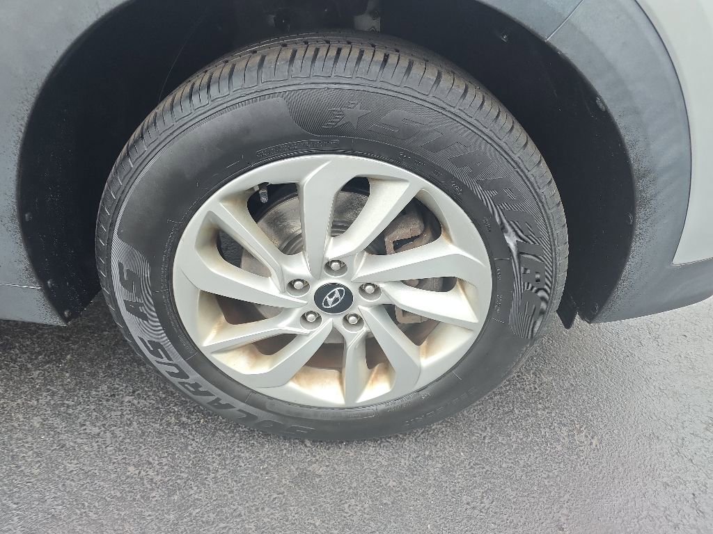 Used 2018 Hyundai Tucson SE AWD/4WD image 10