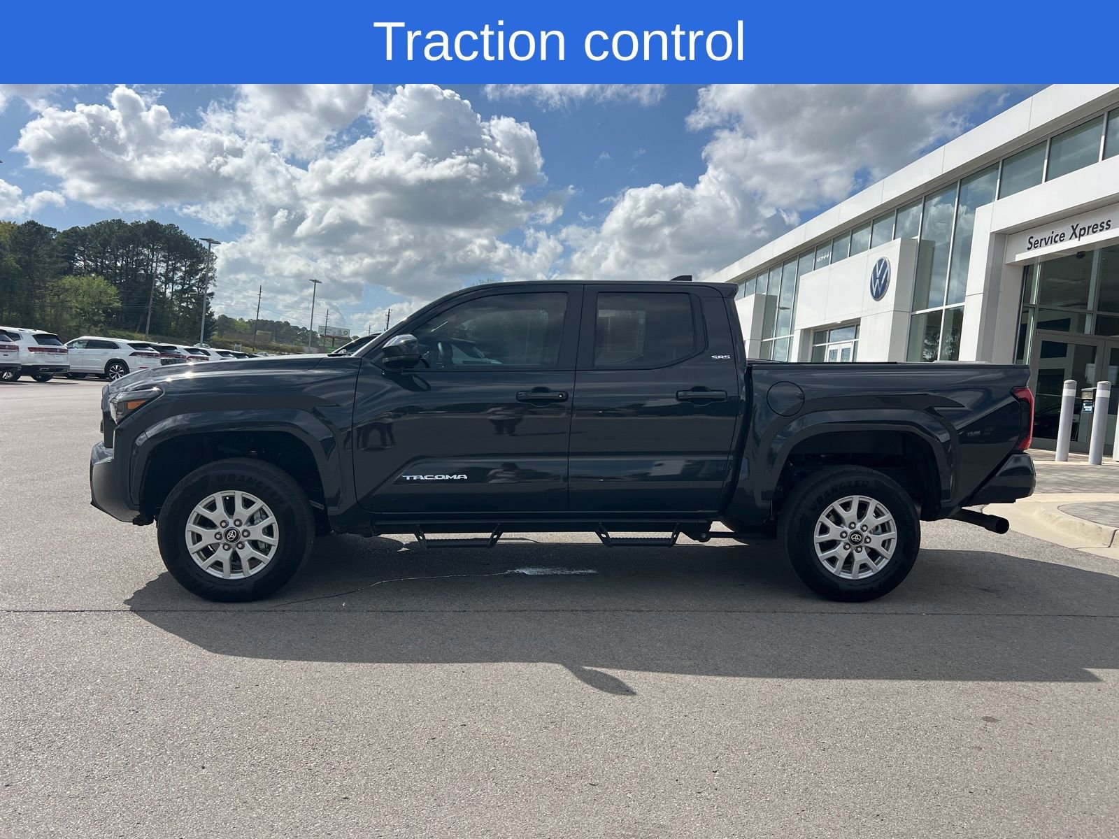 Used 2025 Toyota Tacoma SR5 image 5